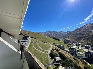 Vue depuis lâhĂ©bergement