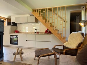 Fridge, microwave, oven, dishwasher