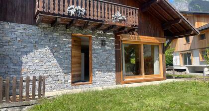 Geräumiges Chalet in der Nähe von Geschäften, Skibuss und Seilbahn!