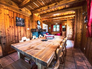 Dining - Renovated apartment in chalet, close to slopes, balcony, pets allowed (Tignes)