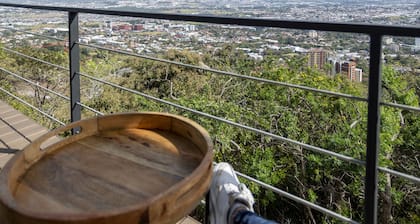 Cozy Loft with big terras having a spectaculair view of San Jose