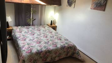3 chambres, fer et planche Ă  repasser, Wi-Fi, draps fournis