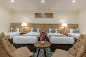 Deluxe Quadruple Room | Soundproofing, free WiFi - Snood AL-Dana Hotel (Makkah)