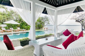 Outdoor pool - Sunset Villa by Premier Hospitality Asia (Nusa Dua)