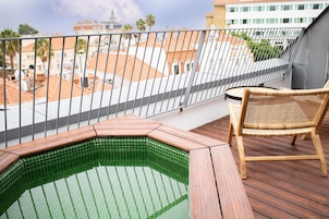 Suite | Free WiFi, wheelchair access