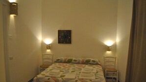 Room - Suite 3 50 meters from the sea (Santa Maria al Bagno)