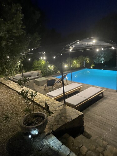 Magnificent villa in the heart of the Var for a superb vacation.
