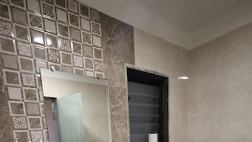 Shower, towels