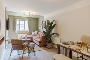 Traditional Apartment - Arabica House - YourApartment (Bristol)