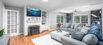 Pet-Friendly 3BR 2BA - Fenced Yard