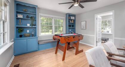 Pet-Friendly 3BR 2BA - Fenced Yard