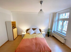 1 Schlafzimmer, WLAN, Bettwäsche