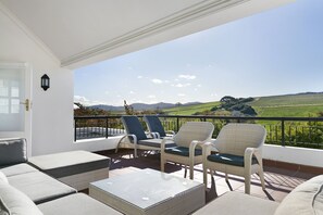 Ferienhaus (4 Bedrooms) | Terrasse/Patio