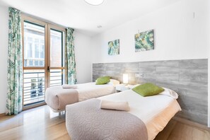 3 bedrooms, iron/ironing board, free WiFi, bed sheets