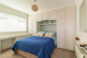 House, Multiple Beds