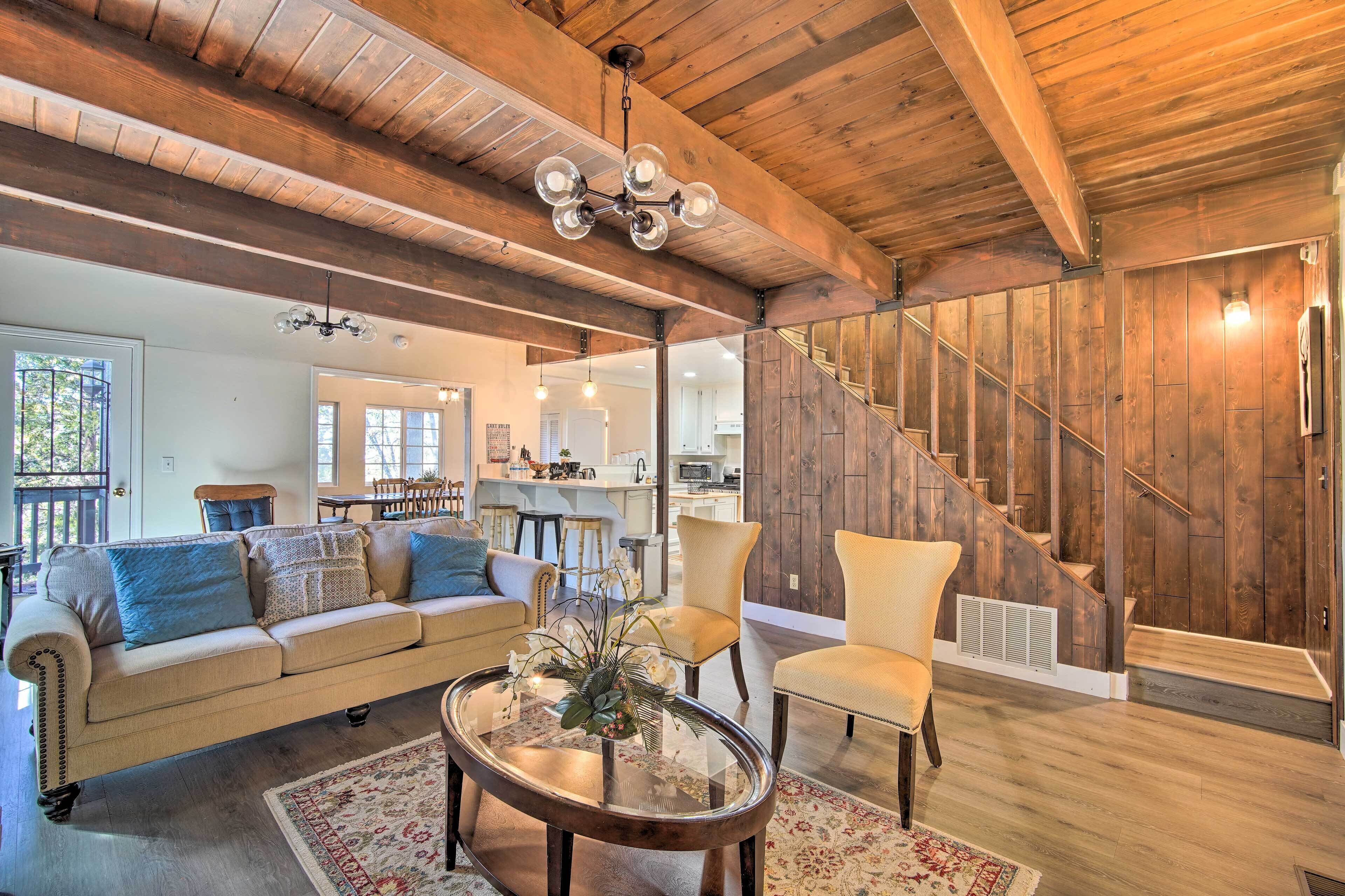 Relaxing Lake Arrowhead Home ~ 1 Mi to Lake!