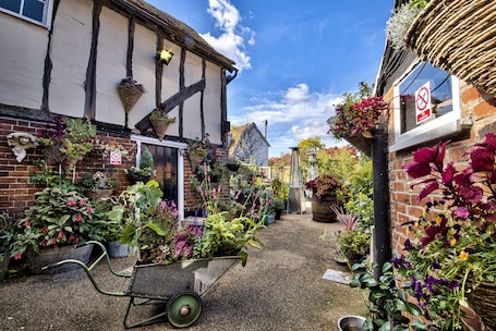 Exterior. The WoolPack Inn
