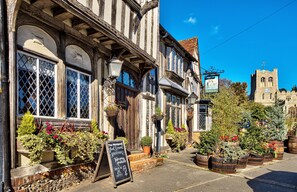 Exterior - The WoolPack Inn (Colchester)