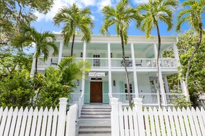 Exterior - JULIE ~ Adult Only, 1st Floor King Bedroom w/ Shared Pool, Scarlet Mango Inn! (KEY WEST)