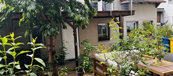 Idyllic vacation home in Jena 5 minutes walk to the center directly on the Saale