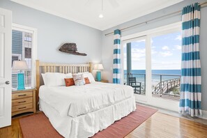 6 Schlafzimmer, Schreibtisch, kostenloses WLAN, Bettwäsche