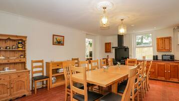 Fridge, dishwasher, electric kettle, toaster
