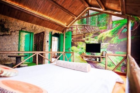 Room. Rulian Time Theme Coffee Hostel