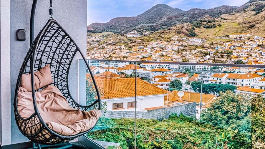 Rose House by Atlantic Holiday