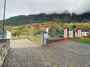 Apartment | 1 Schlafzimmer, Reisekinderbett