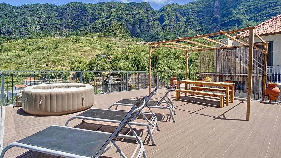 Villa Teresa 2 by Atlantic Holiday
