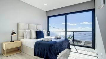 Villa | 4 bedrooms, iron/ironing board, WiFi