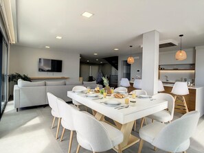 Villa | 4 bedrooms, iron/ironing board, WiFi - Villa de la Ponte by Atlantic Holiday (Calheta)