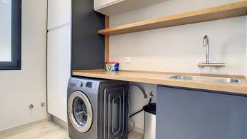 Biệt thự | 4 phòng ngủ, bàn ủi/dụng cụ ủi quần áo, truy cập Internet không dây