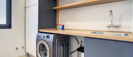 Villa | 4 bedrooms, iron/ironing board, WiFi