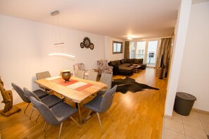 House | 3 bedrooms - Penthouse Seven Private Roof Terrace Lake View (Zell am See)