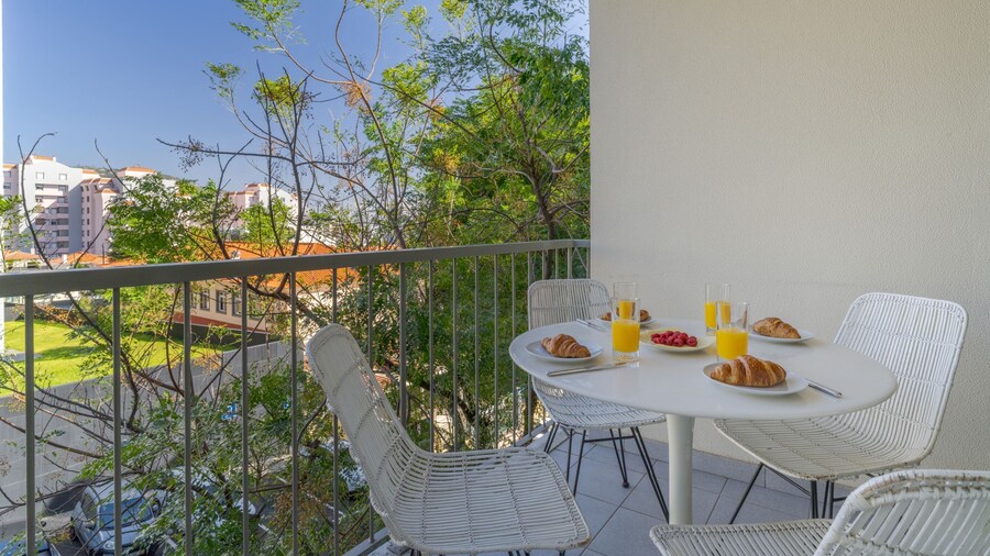 Elena Apartment by Atlantic Holiday