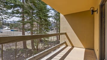 Condo, 2 habitaciones | Áreas de la propiedad