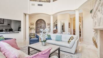 Villa, 5 Bedrooms | Living room | TV, streaming services