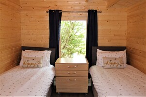 Cabin | 3 bedrooms, free WiFi, bed sheets