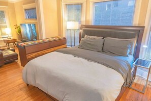 1 habitación, escritorio, wifi y ropa de cama 