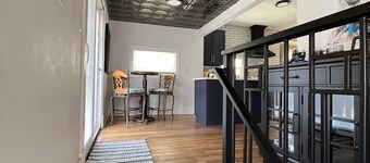 Cheerful 3-bedroom minutes from downtown and OCC