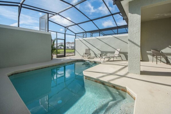 A heated pool - Last Minute Disney Getaway! Townhouse with Private Pool. Book Now! #17222 (Orlando)
