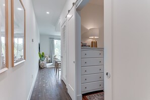 Interior - All-New, Waterfront Condo Near Downtown Sarasota (Sarasota)