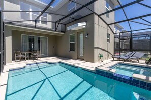 Una piscina riscaldata