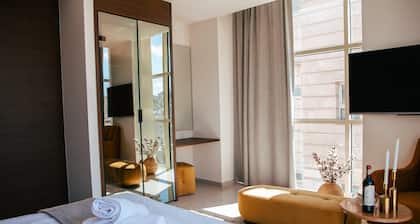 HillTop Luxury Suites