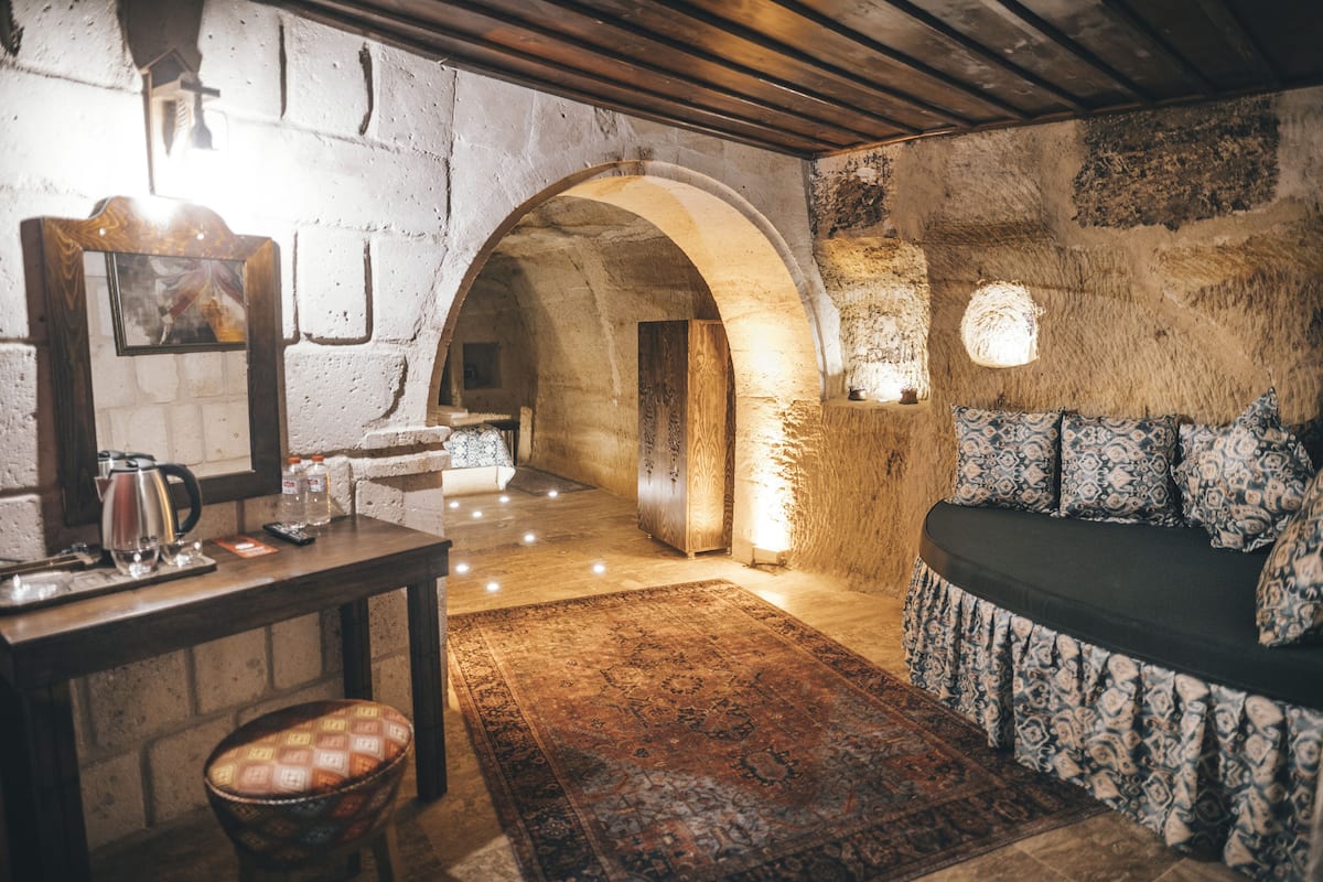 1 bedroom, premium bedding, Select Comfort beds, individually decorated