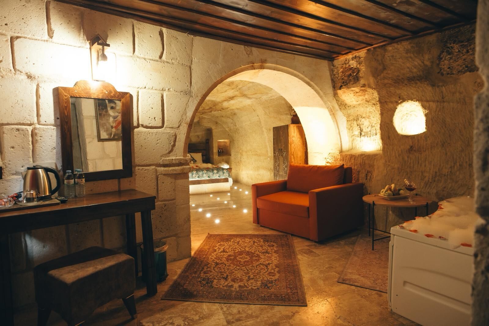 Cave Standard Room-6 | Ropa de cama de alta calidad y colchones Select Comfort