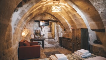 1 bedroom, premium bedding, Select Comfort beds, individually decorated