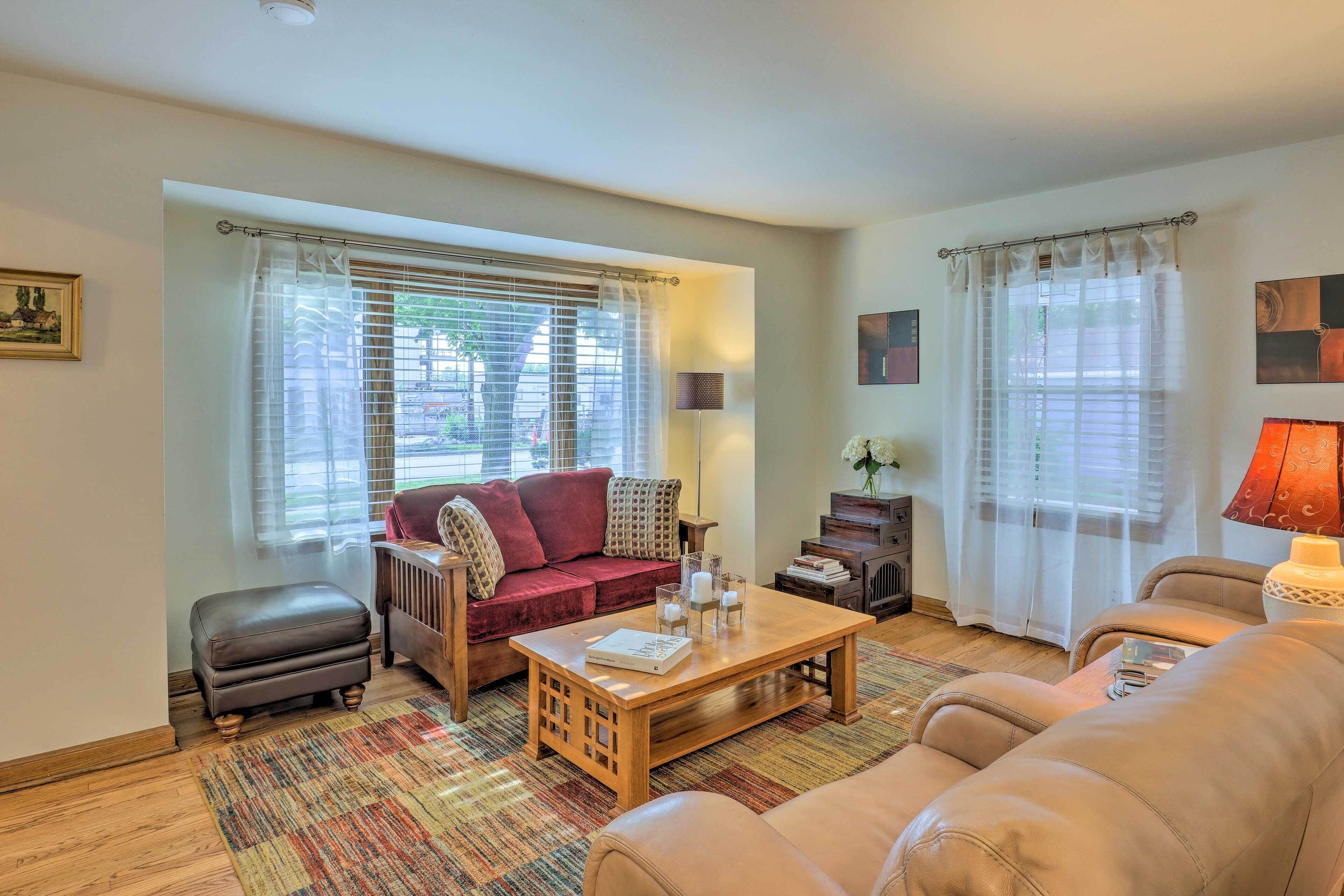 Pet-Friendly Whitefish Bay Getaway w/ Large Yard!