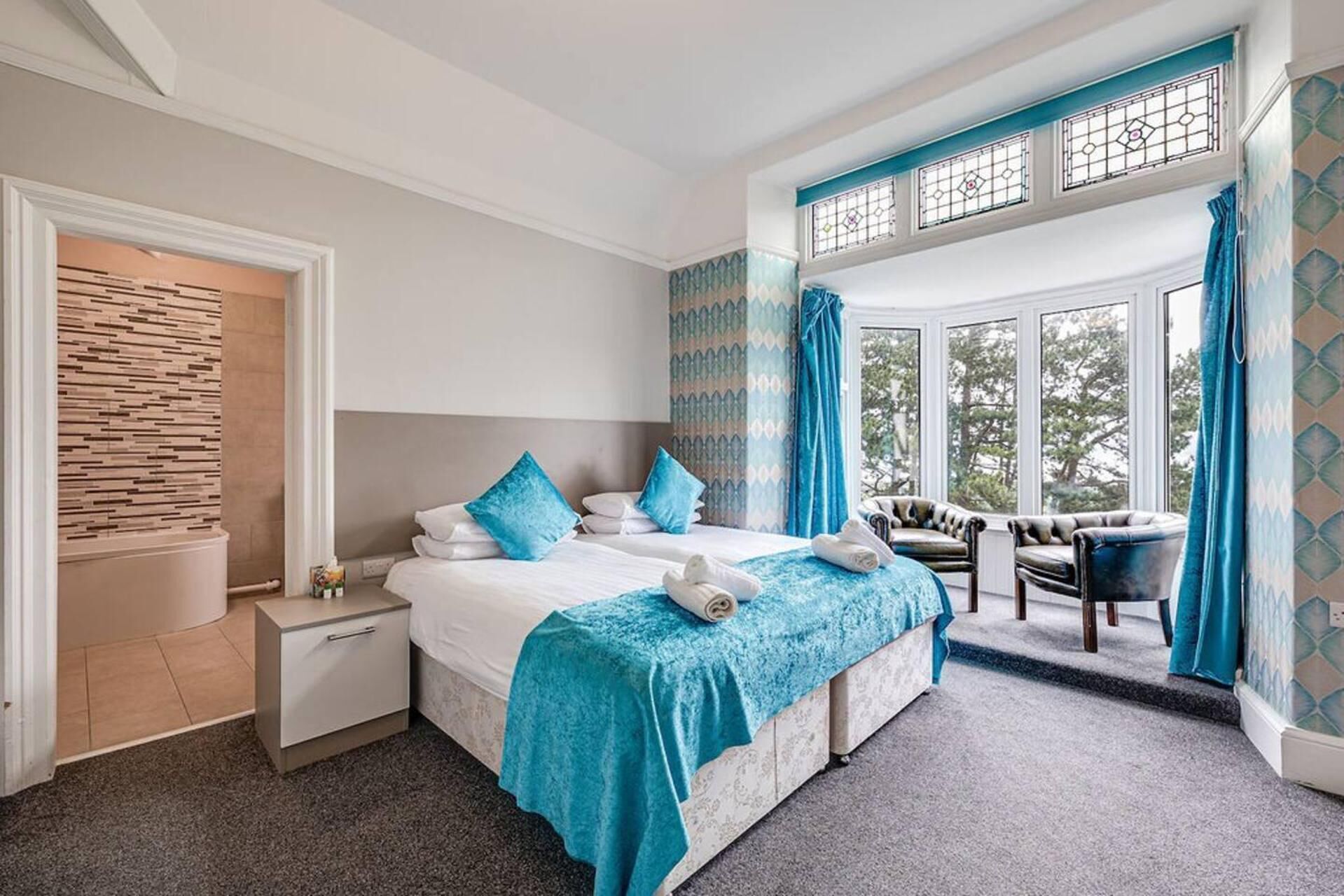 Nhà | 9 phòng ngủ, bàn ủi/dụng cụ ủi quần áo 